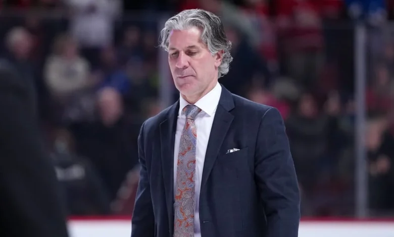 Avalanche’s Jared Bednar leaves game after taking puck to face