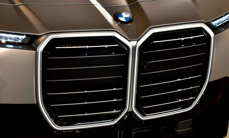 BMW bumps the 7 Series for 2027, adds all-new battery