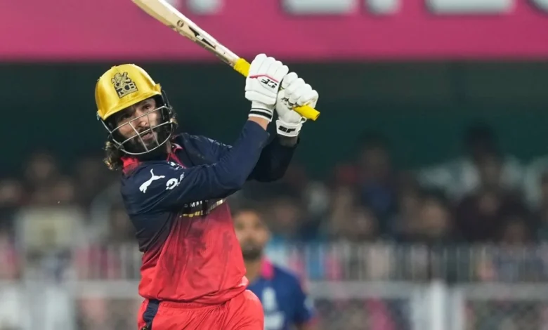 Ball by Ball Commentary & Live Score - RCB vs DC, 26th Match