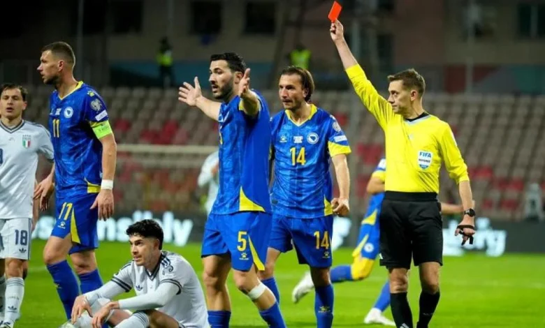 Bastoni, è un 2026 disastroso: si fa espellere con la Bosnia e lascia l'Italia in 10