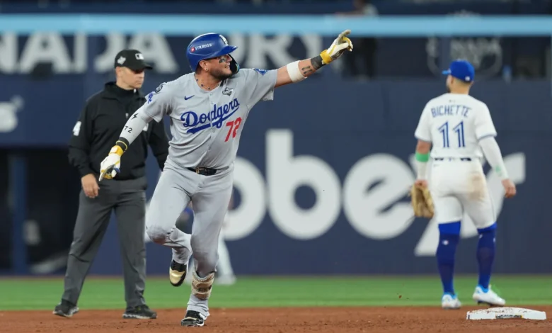 Beloved Dodger Expects Boos in Return to Toronto for World Series Rematch