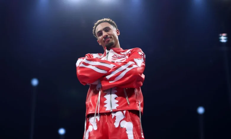 Ben Whittaker delivers first-round knockout as Eddie Hearn heralds 'superstar potential'