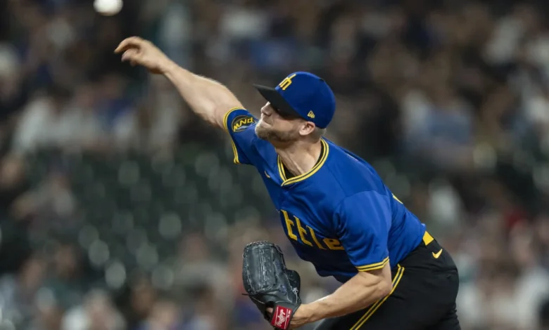 Blue Jays Select Austin Voth, Joe Mantiply