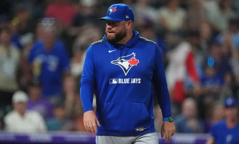 Blue Jays manager John Schneider ejected vs. Dodgers
