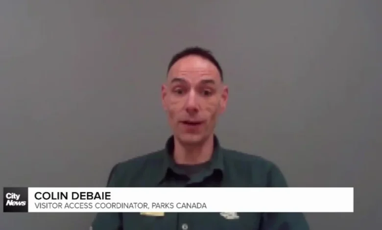 Bookings for shuttle buses to Lake Louise, Moraine Lake open Wednesday morning