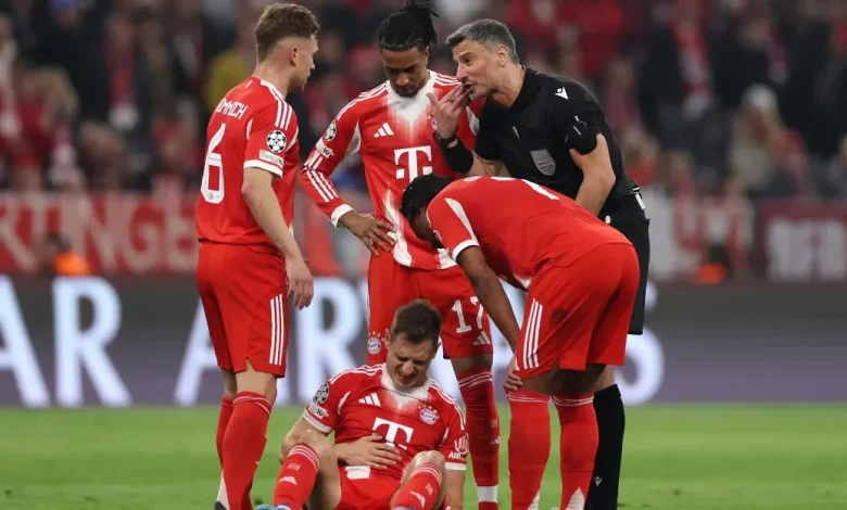 Breaking: Josip Stanišić leaves with injury as Bayern Munich trails Real Madrid 3-2