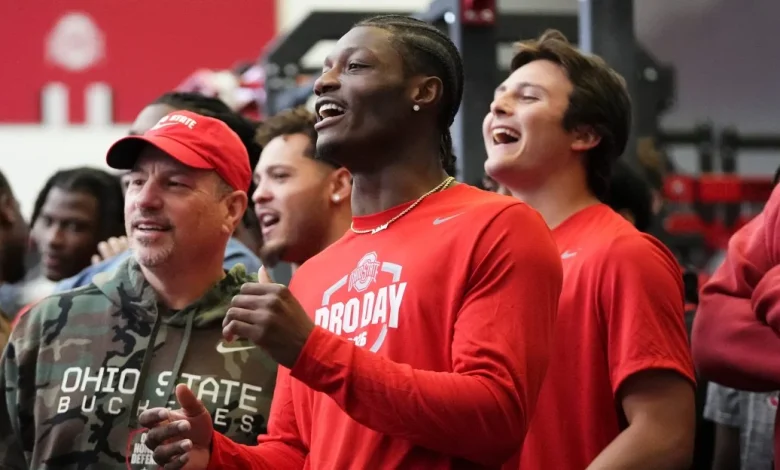 Browns mock draft: 2 All-Offense versions, 1 with Cowboys trade down