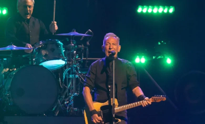 Bruce Springsteen Says Trump 'Can't Handle the Truth' in Minneapolis