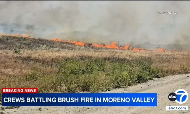 Brush fire breaks out in Moreno Valley amid Santa Ana winds