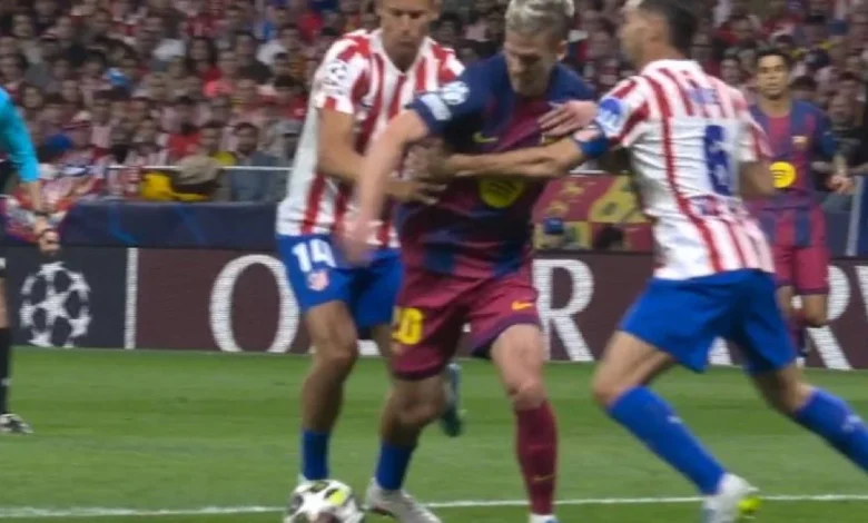 Burrull y el posible penalti sobre Olmo: "No veo contacto suficiente para señalarlo"