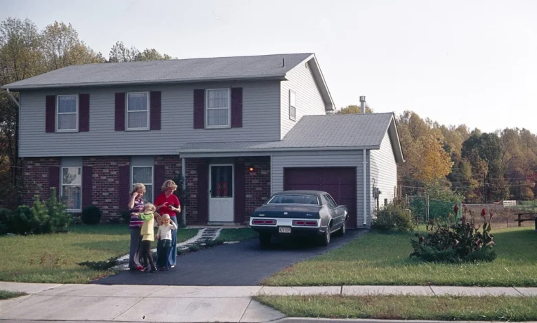 Buyers are entering housing market later in life