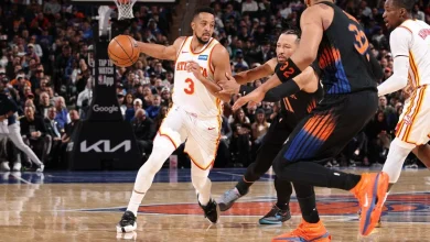 CJ McCollum leads late rally as Hawks stun Knicks to tie series