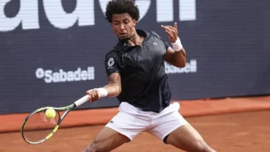 « Ça gagne puis on retourne au travail » : Arthur Fils en mode apprentissage rapide à Barcelone avant la deuxième finale de sa saison