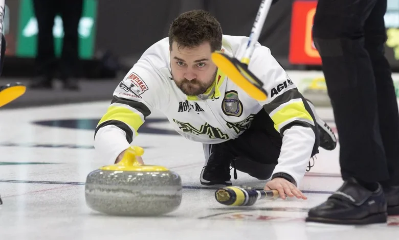 Canada squeaks into men's world championship semifinal with win over Italy