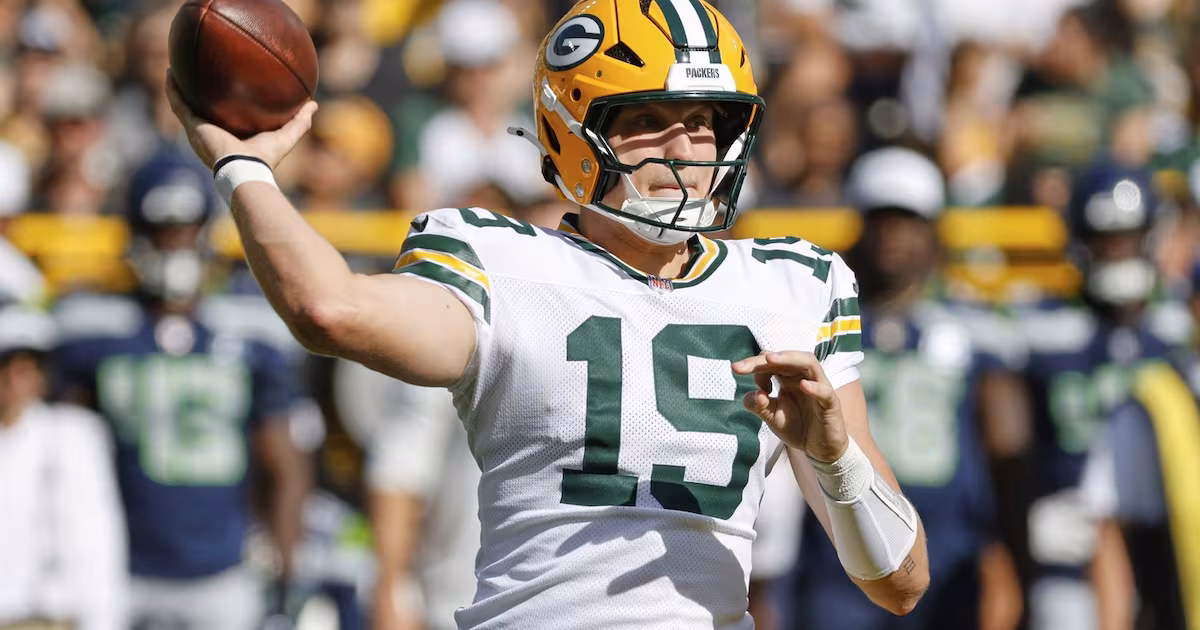 Canadian QB Elgersma signs deal with Blue Bombers