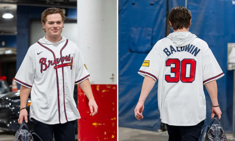 Caufield rocks childhood friend Drake Baldwin’s jersey before game