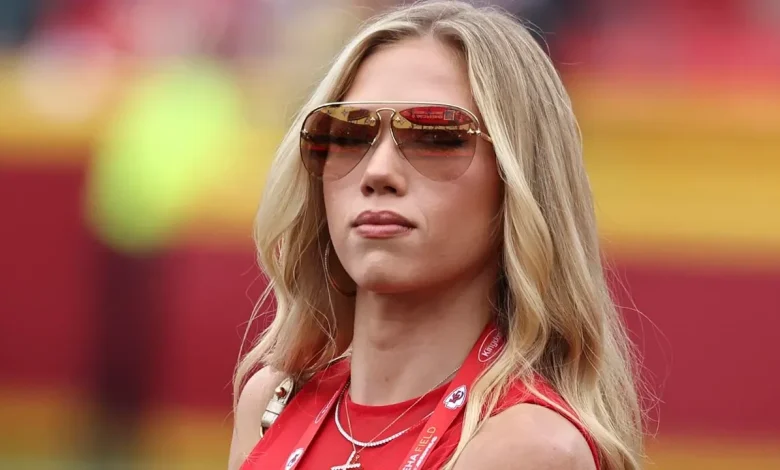 Chiefs heiress Gracie Hunt announces engagement to son of team's former quarterback: 'It was always you'