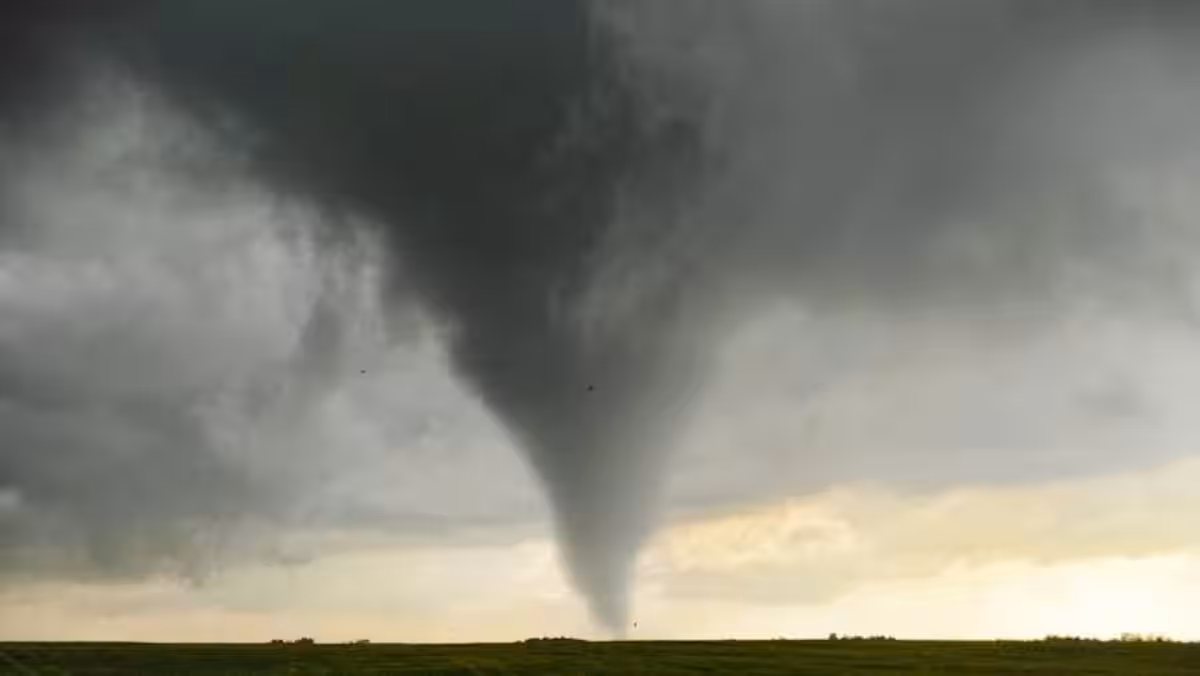 Cocktail météo: voici comment se forme une tornade