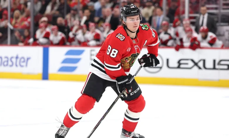 Connor Bedard made smart decision to wait until this summer to negotiate next Blackhawks contract