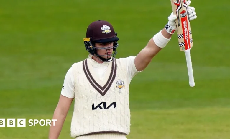 County Championship: Record stand as Surrey draw with Warwickshire