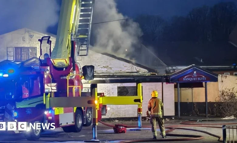 Crews tackle large building fire in Norwich