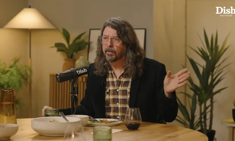 Dave Grohl Talks Healthy Vocal Cords, Hotel Riders, Band Dinners