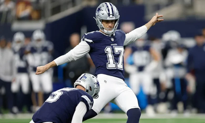 Deadline passes for outside teams to sign kicker Brandon Aubrey