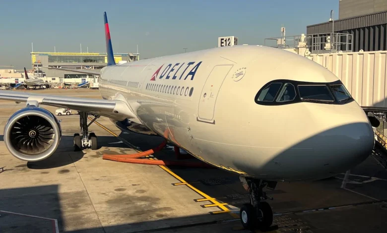 Delta CEO Predicts Multiple Airline Mergers, Says They'll All Benefit Delta