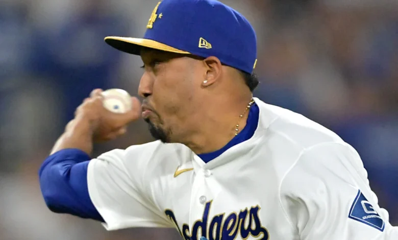 Dodgers Place Edwin Díaz On IL With Right Elbow Loose Bodies