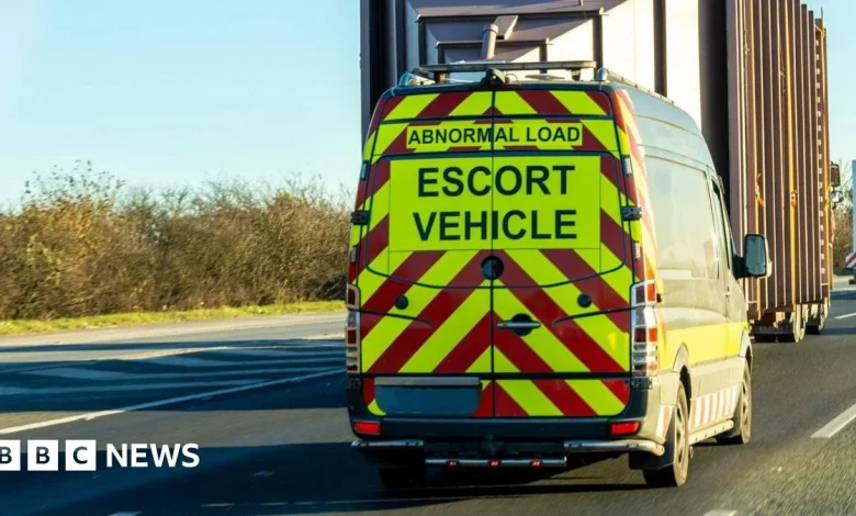 Drivers warned over 600-tonne load on M5