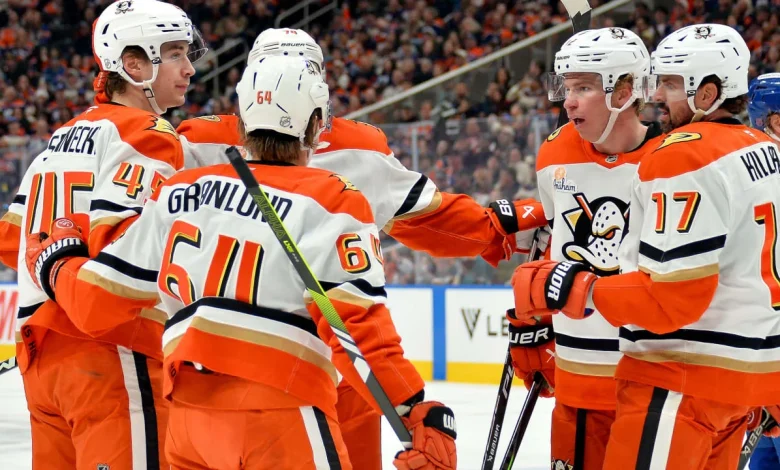 Ducks clinch Stanley Cup Playoff berth for 1st time in 8 years