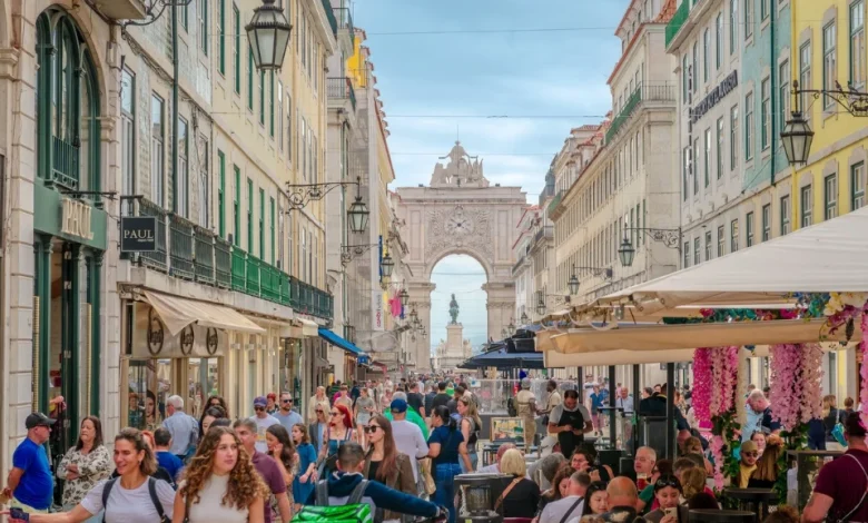 EU Moves to Curb Overtourism, Spread Travel Demand