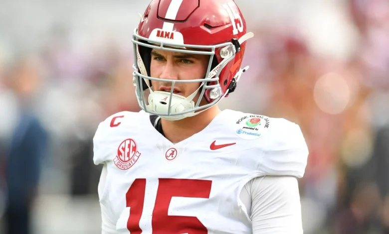 Eagles News: A mock draft that has Philadelphia taking a first-round quarterback