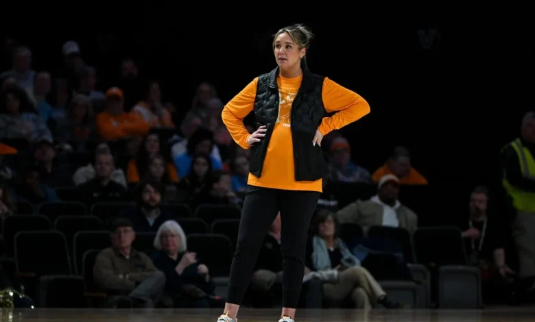 Eight Tennessee women’s basketball players are transferring. None are returning