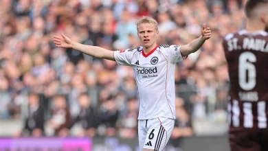 Eintracht Frankfurt News-Ticker: Eintracht startet mit Höjlund und Knauff
