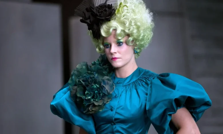 Elizabeth Banks Calls Out White Women Trump Voters and Evokes Effie