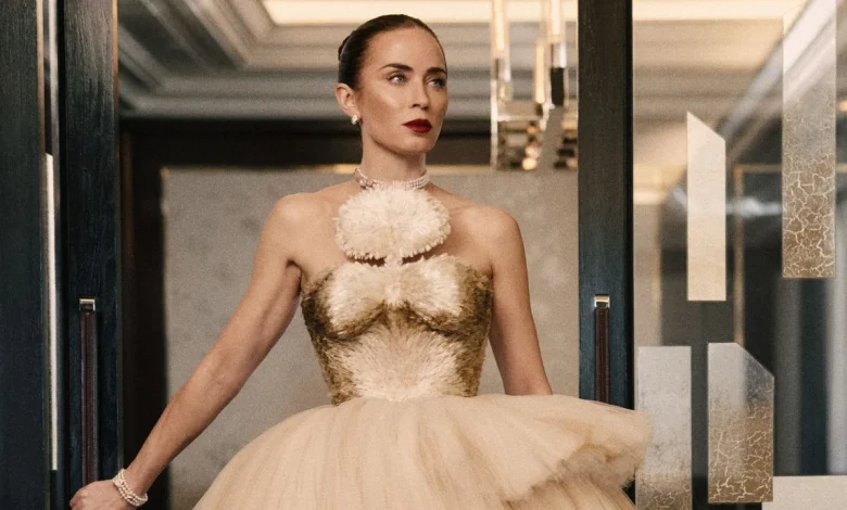 Emily Blunt Dons Couture—and Over 300 Pearls!—For the “Devil Wears Prada 2” Premiere