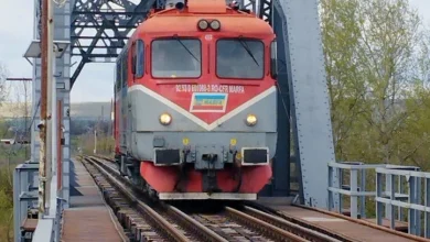 FOTO Prima locomotivă de cale ferată europeană care a trecut Prutul