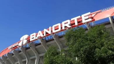 Fan dies after falling from Mexico City World Cup stadium during Mexico-Portugal friendly - The Athletic