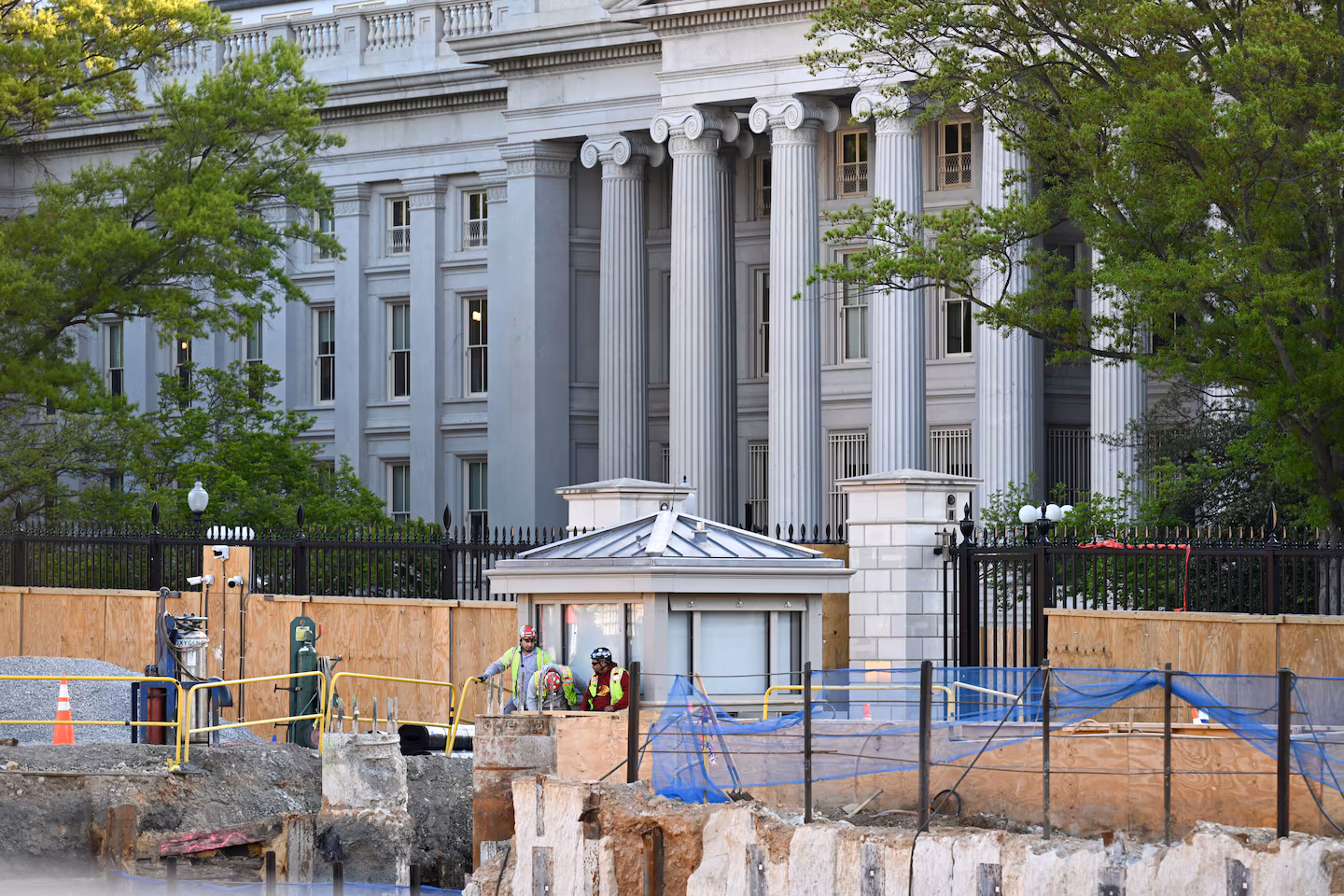 Federal judge sets new limits on Trump ballroom construction