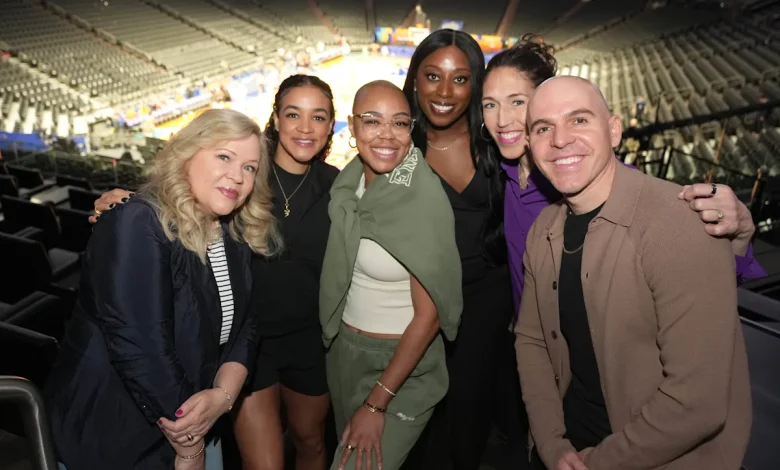 Final Four announcers on ESPN for South Carolina-UConn, Texas-UCLA