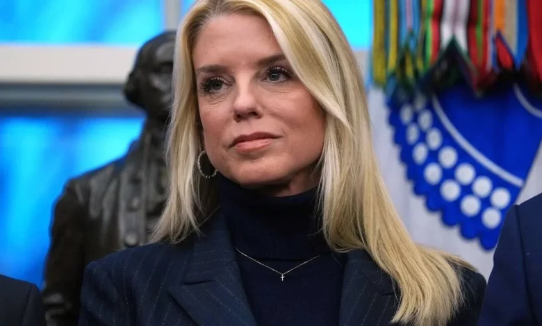 Fired Attorney General Pam Bondi made millions through Trump - Celebrity News - Entertainment
