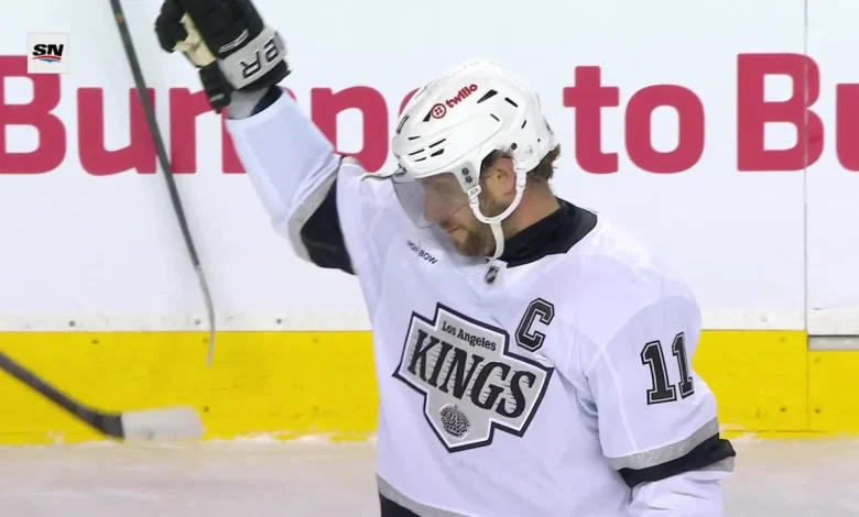 Flames fans salute Kopitar