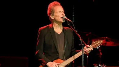 Fleetwood Mac’s Lindsey Buckingham attacked by woman in California: report