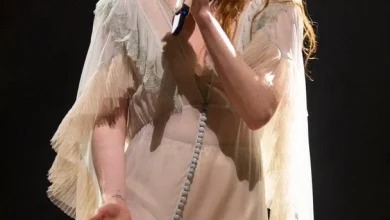 Florence Welch Displays Ukrainian Flag in Prague Concert Show of Support