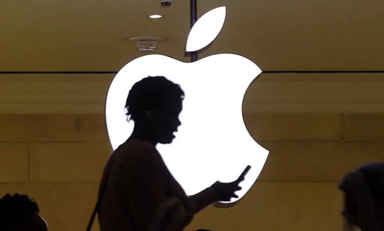 Foldable iPhone hits engineering snags, shipment delays possible: sources