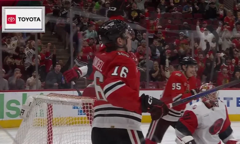 Frondell starts off Blackhawks