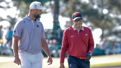 Frustrated Sergio Garcia breaks driver on No. 2 tee box