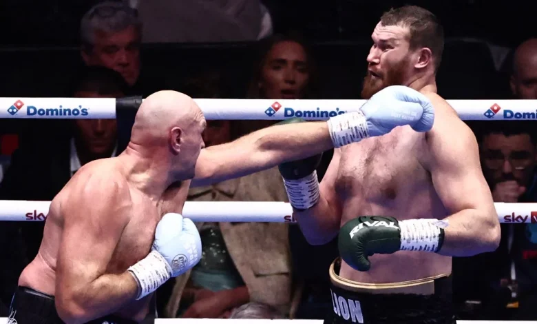 Fury beats Makhmudov in heavyweight boxing comeback, then calls out Joshua | Boxing News