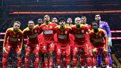 Galatasaray'da tribünlerden milli futbolcuya şok tepki!